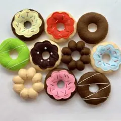 フェルトままごと　ドーナツ10個セットのサムネイル