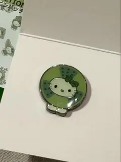 大阪万博 Hello Kitty藻キティ ピンバッチ　カザグルマケイソウ