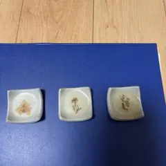押し花デザインの陶器製箸置き3個セット