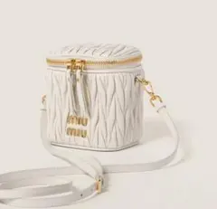 【結様専用】miumiu マテラッセレザーマイクロバッグ