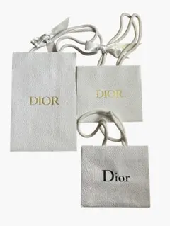 ディオール　Dior ショップ　紙袋　3枚セット　内二つはリボン付きのサムネイル