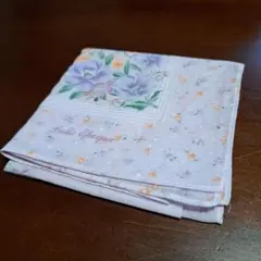 未使用品　Belle Epoque ベルエポックハンカチ 花柄 パープル系