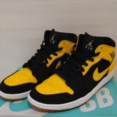 NIKE Air Jordan 1 Retro mid New Love