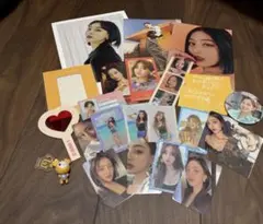 TWICEジヒョトレカポストカードガチャトレカ缶バッジ