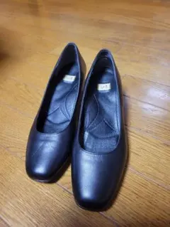 Item thumbnail for item 35a887a7-cdbf-4ccc-ac31-dccc294249ad