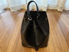 FURLA フルラ 巾着型 トートバッグ ブラックのサムネイル
