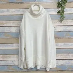 【お買い得‼️】ホワイト タートルネックセーター 新品未使用