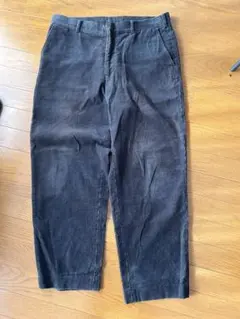 値下げしました。UNIQLO コーデュロイワイドパンツ ダークグレー