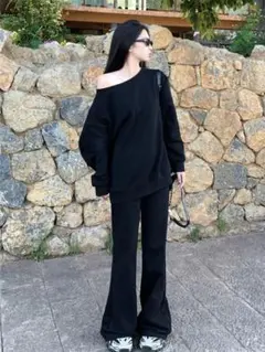 ブラックオフショルダースウェットセットアップ