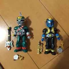仮面ライダー響鬼 パーツ着脱式 アクションフィギュア ２種