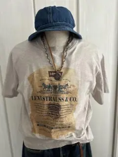 90s VINTAGE tシャツ Levi's デカロゴ　tシャツ
