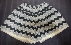 レースが可愛いキュロット（深緑）