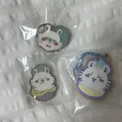 ちいかわ モモンガキーホルダー ピンズセット