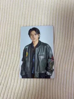 佐藤勝利 トレカ