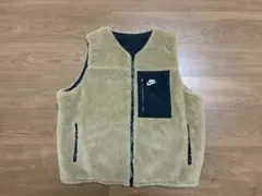 ナイキ　ボアベスト　リバーシブル
