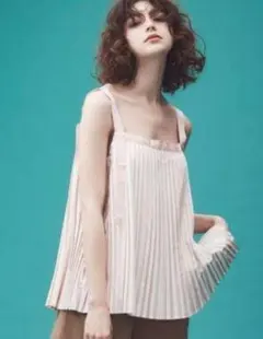 GRACE&MILA●グレースアンドミラ プリーツキャミソールのサムネイル