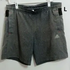adidas グレー ショートパンツ