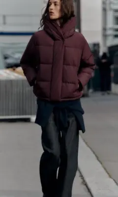 ZARA　 新品タグ付き バーガンディ フード付き ダウンジャケット