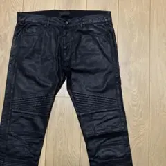 定価:41,800円　DIESEL BLACK GOLDコーティングデニムのサムネイル