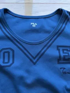 FILA LOVE VネックTシャツ M ネイビー