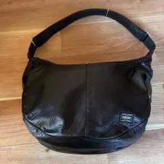 ポーターフリースタイルブラックレザーショルダーバッグ