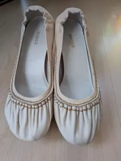 ZUCCA アイボリーフラットシューズLサイズ