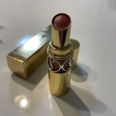 イブサンローラン　ルージュ　ヴォリュプテシャインNo.153