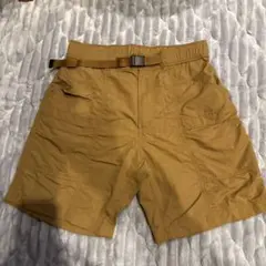 UNIQLO ベージュ ショートパンツ S