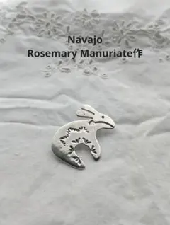 【新品】Navajo RM刻印 うさぎモチーフ ブローチ スターリングシルバーのサムネイル