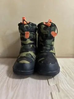 GRAVIS 迷彩 防水ブーツ　22cmのサムネイル