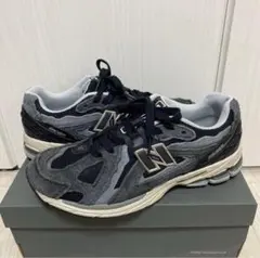 New Balance M920GNS グレー/ネイビー 27cm - メルカリ