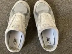 New Balance 2002R Mule "Gray/Silver"のサムネイル