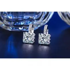 【特価品】CZダイヤジュエリー シルバーピアス 最高品質AAA K5