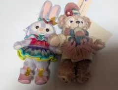 ディズニーリーナベル ダッフィーぬいぐるみバッジ2個セット