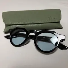 Few by NEW. サングラス ラウンドフレーム ブルーレンズ ケース付き