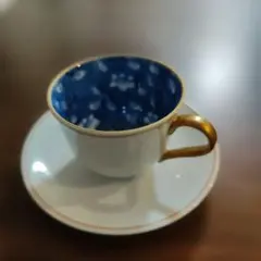 青と白の花模様 カップとソーサー