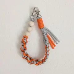 【最終sale】パラコード　ハンドストラップ オレンジ シルバーグレー