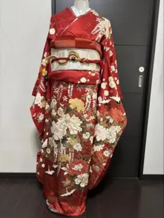 605z7〇古典柄 振袖 身幅広め 地紋 金駒刺繍 赤〇美品 成人式 結婚式