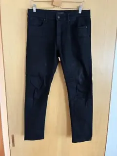 2本　UNIQLOブラック スリムフィット32インチ デニムパンツ　おまけGU