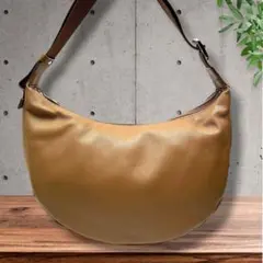 russet ラシット　ワンショルダー　ハーフムーン　ソフトレザー　ブラウン