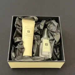 ジョーマローン イングリッシュペアー&フリージア コロン+ローションBOX入のサムネイル