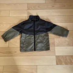 100サイズ 男の子アウター ライト パーカー カーキ × ブラック