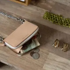 MOUSSY ノベルティ　LEATHER MINI WALLET