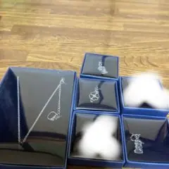 最終お値下げ！キティちゃんネックレスとチャームコレクションセット♡