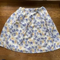 Te chichi 花柄フレアスカート　テチチ　ふんわり　長め丈