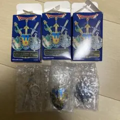 【新品未開封】ドラゴンクエストIII　収納ボックス、ロトの剣 ピンズ付 2025年最新】ピンズ ロトの剣の人気アイテム - メルカリ