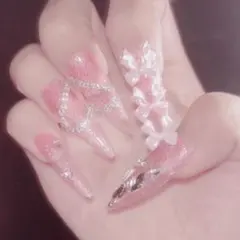 【ハンドメイド】 ちゅるんリボンハート ネイルチップ