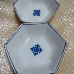 たち吉・稀少陶器皿、六角形、計2点。