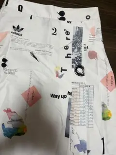 adidas プリーツスカート★休日セールのサムネイル