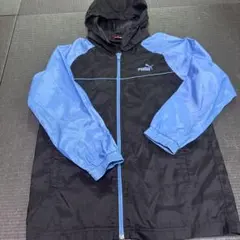 PUMA フード付き薄め　ウインドブレーカー　 黒/青　150cm